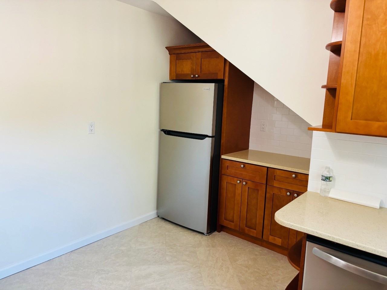 75 Elm Ave - Photo 5 of 17