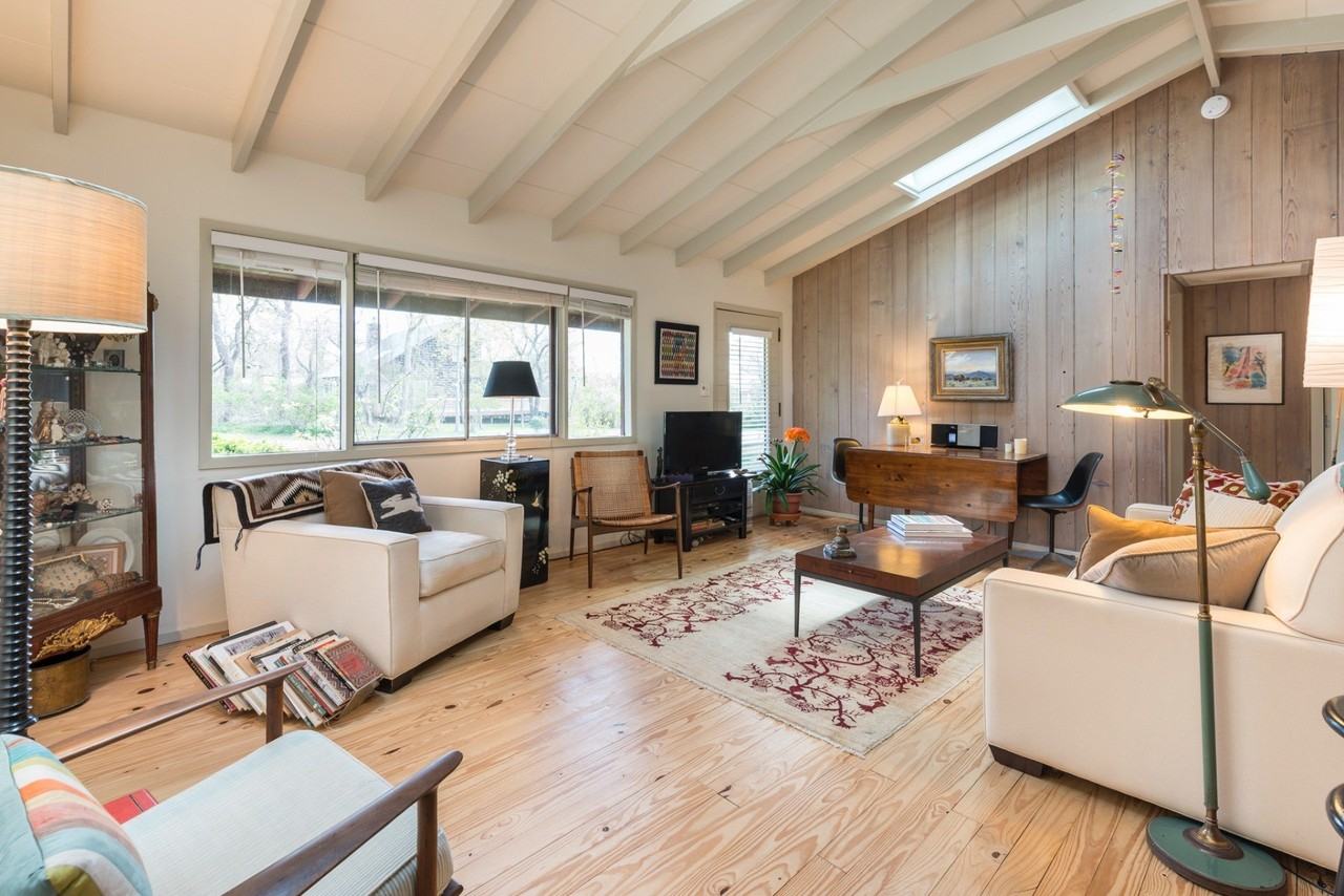 1 Gegan Dr - Photo 5 of 16