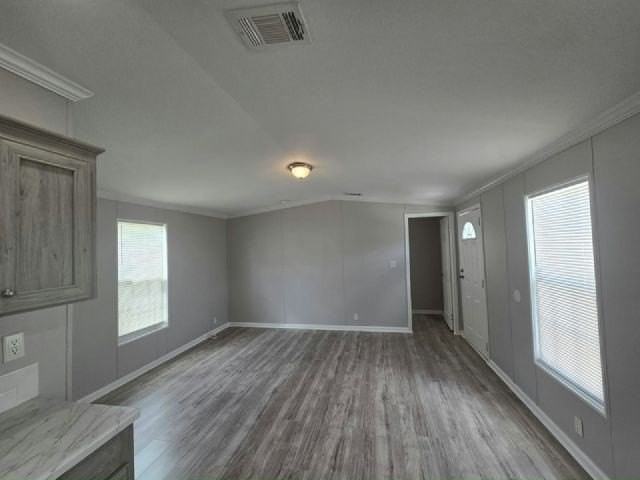 4000 24th St N #305 - Photo 3 of 6