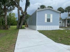 featured image of 1250 Lakeview Dr #29A