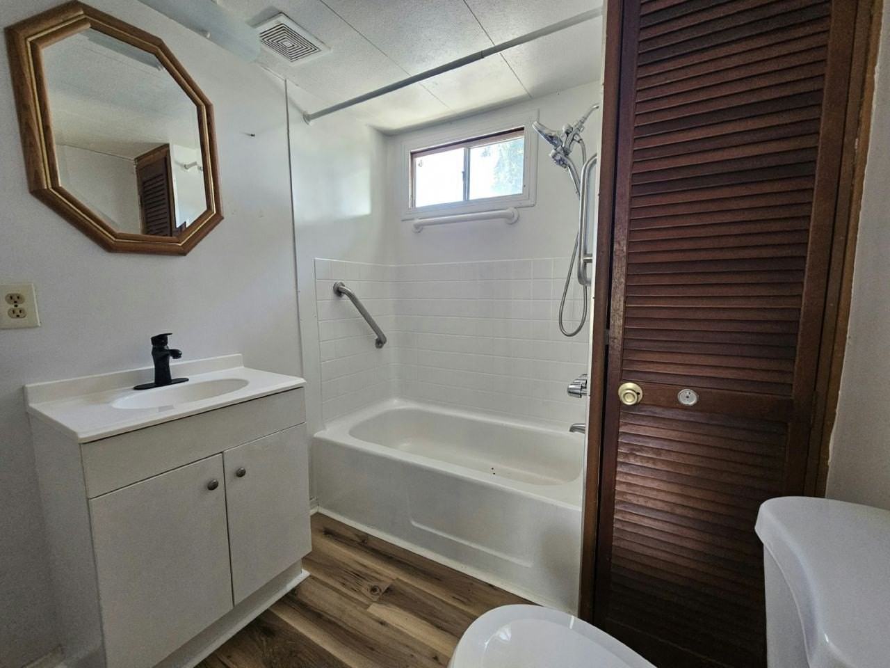 4360 Hitzing Ave #28 - Photo 7 of 8