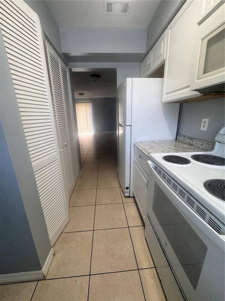 205 Eden Ln #E - Photo 6 of 29