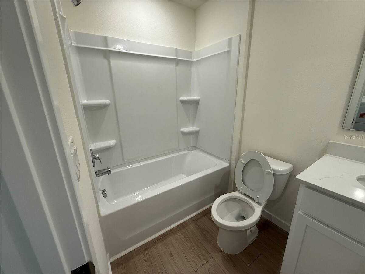 599 Preston Cove Dr - Photo 6 of 24