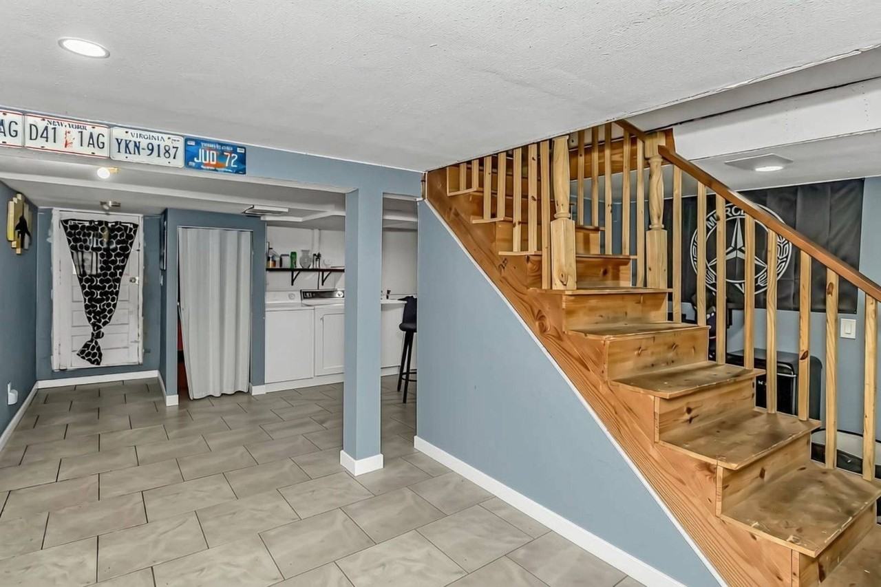 90 Charles St - Photo 6 of 8