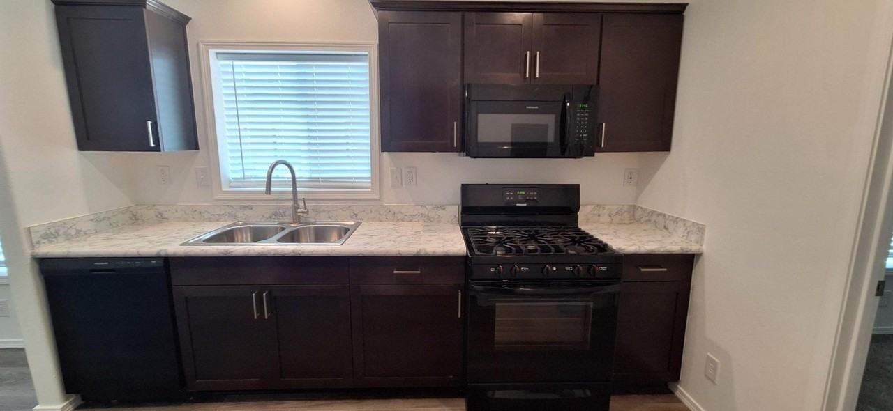 4487 E Lake Mead Blvd #19 - Photo 4 of 11