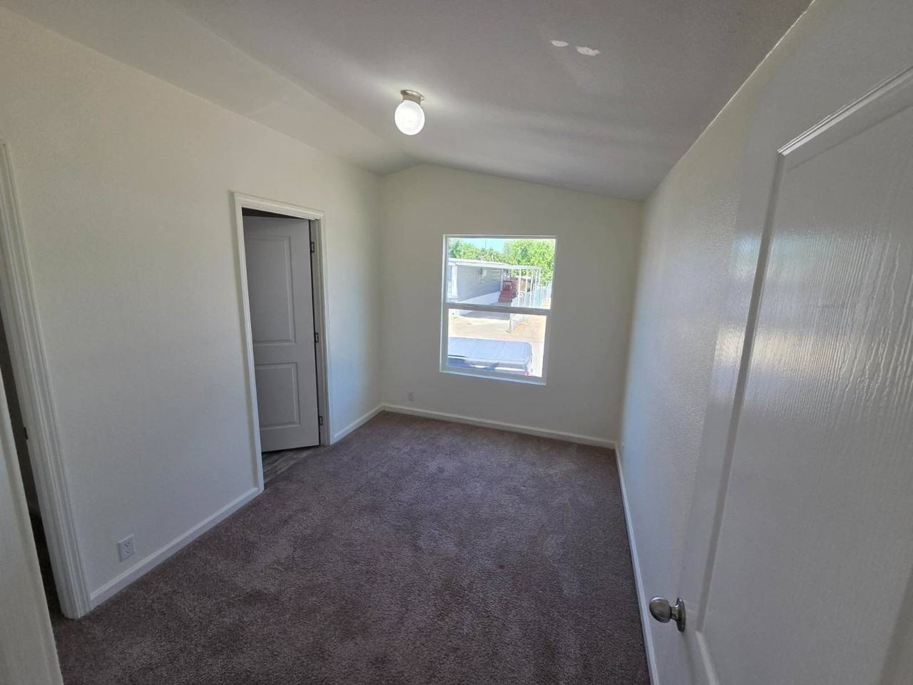 1453 Elizabeth St #98 - Photo 4 of 10