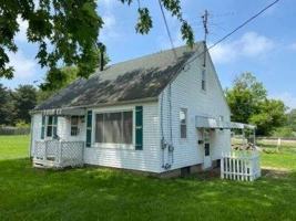 featured image of 2405 Harmon St Ne