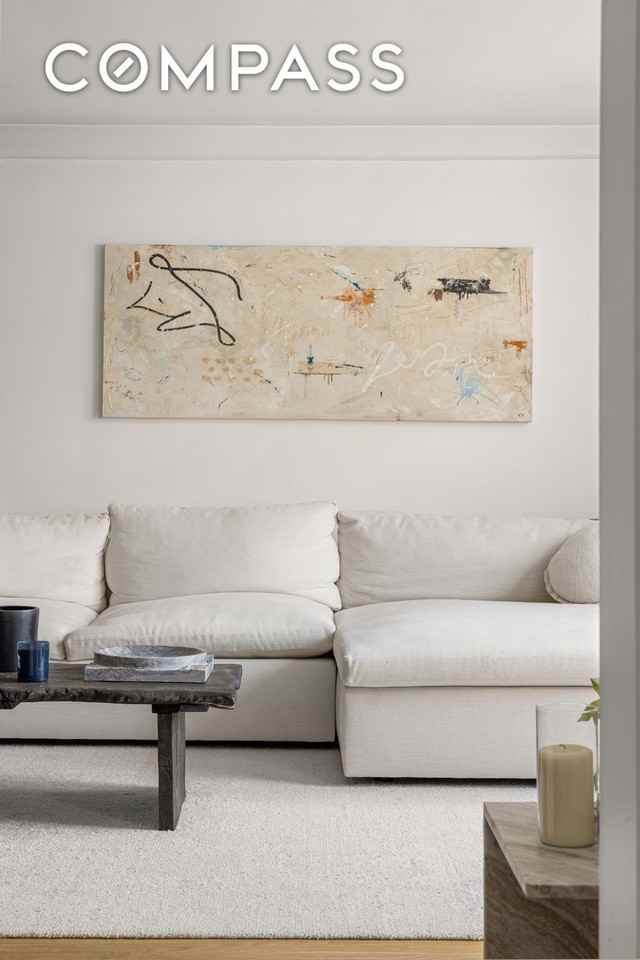 60 E 9th St #638 - Photo 3 of 11