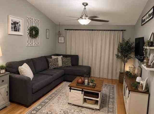 64 Silver Park Cir - Photo 3 of 17