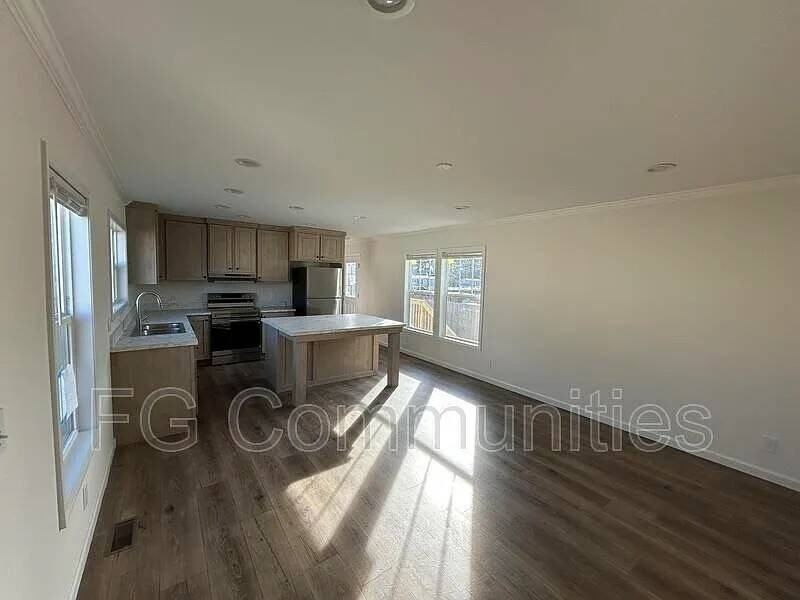 206 Wedowee Ln - Photo 3 of 8