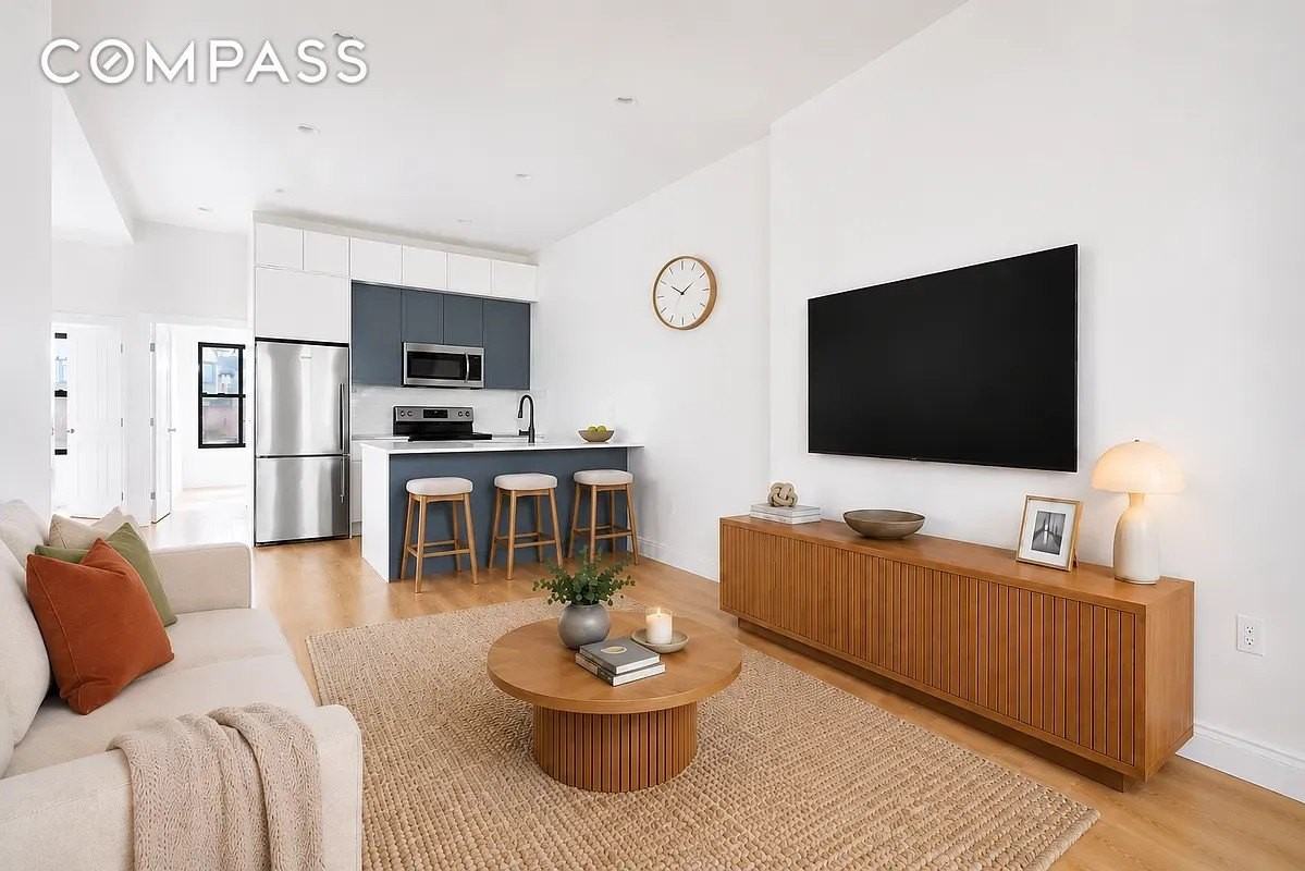 488 Chauncey St #3 - Photo 2 of 9