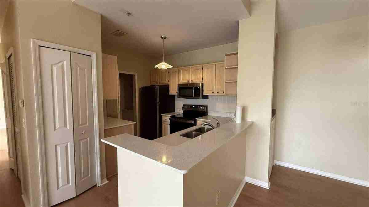 2615 Maitland Crossing Way #305 - Photo 5 of 32