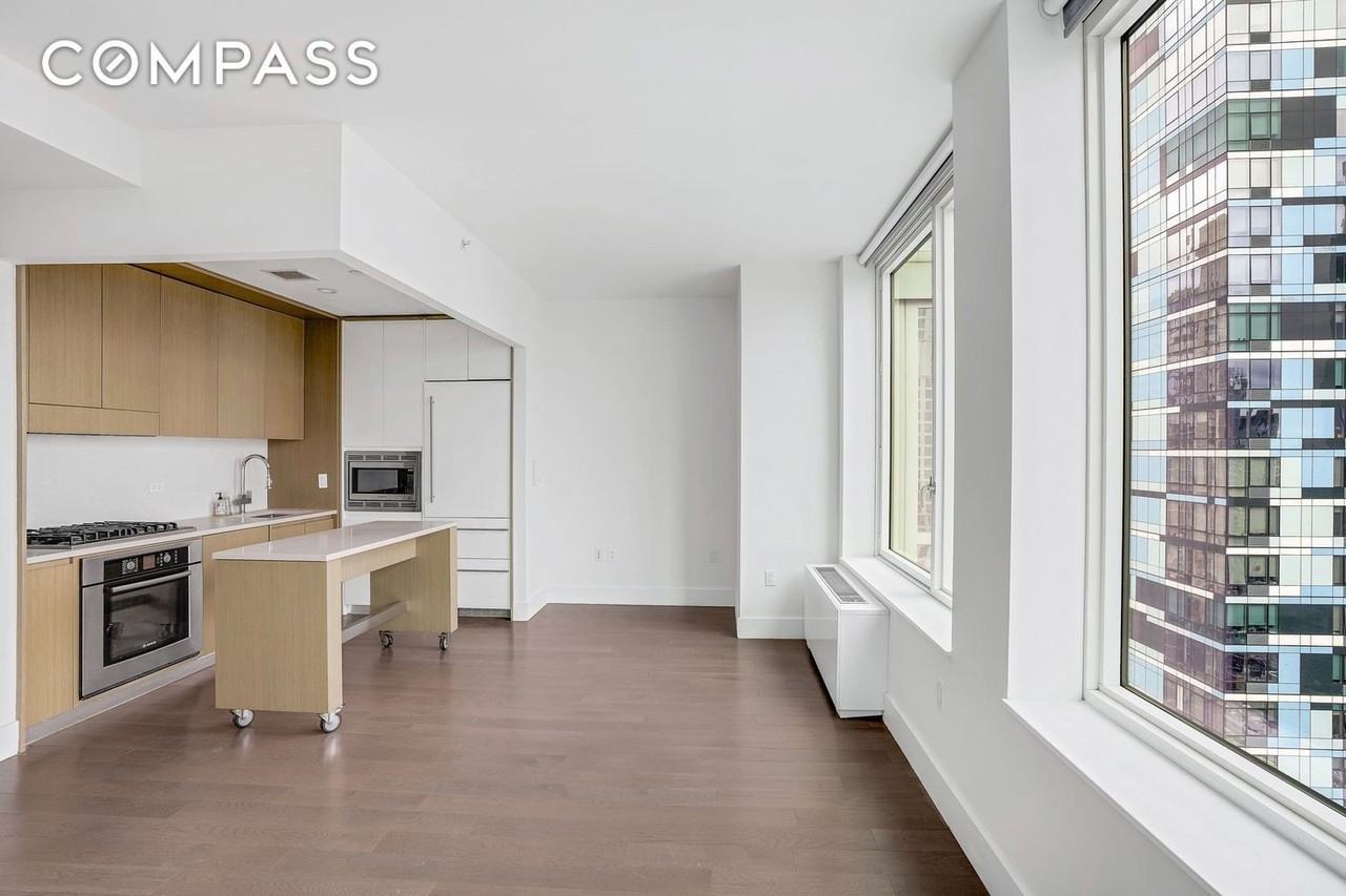 388 Bridge St #37D - Photo 5 of 24