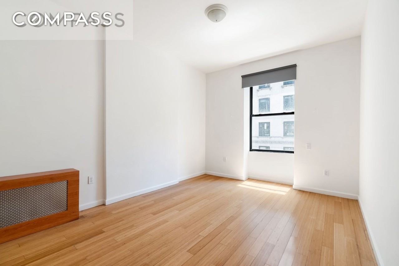 237 W 105th St #2 - Photo 4 of 13