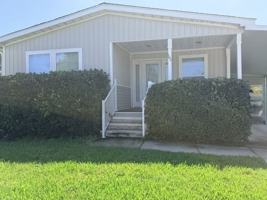 featured image of 102 Summer Cir #0102