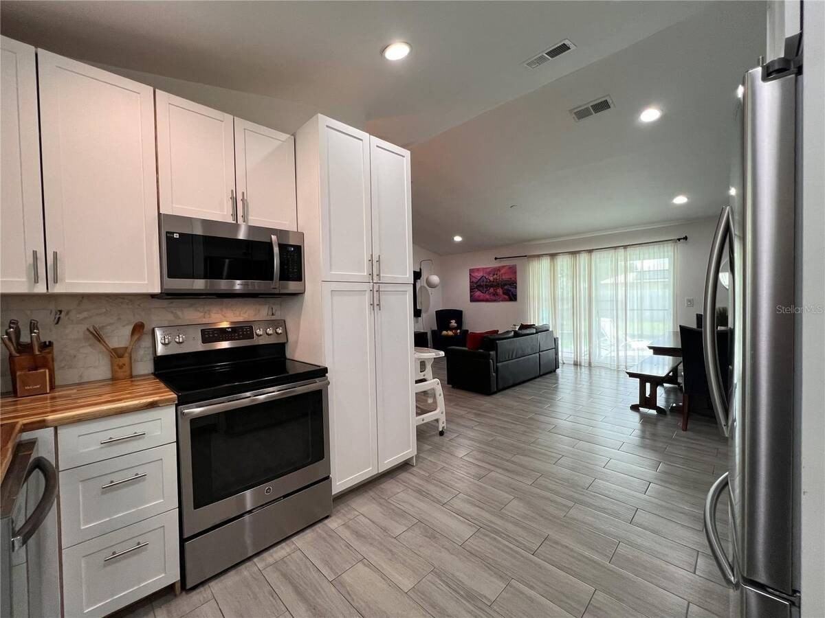 638 Baldwin Dr - Photo 6 of 15