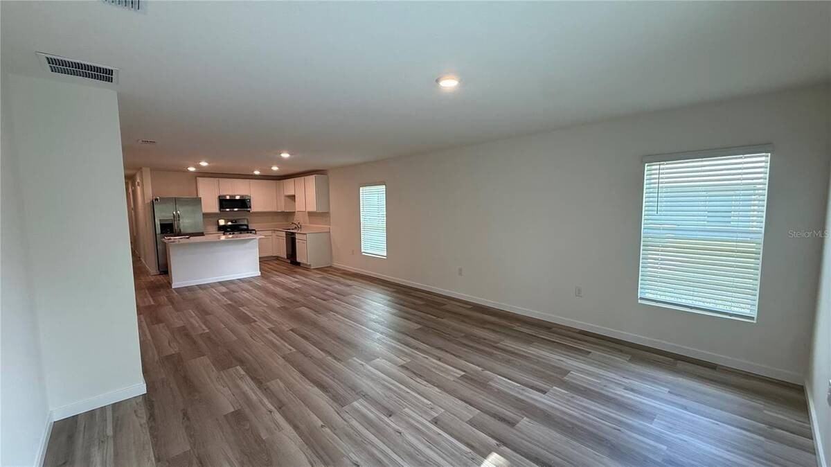 7749 Sw 46th Ct - Photo 2 of 17