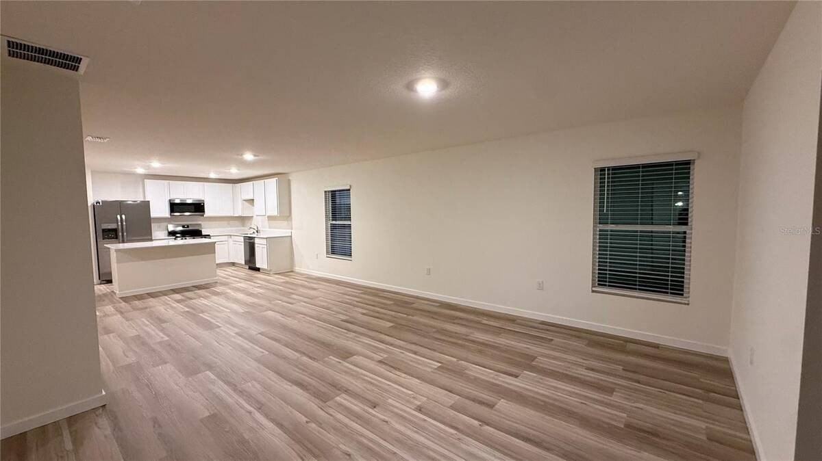 7749 Sw 46th Ct - Photo 4 of 17