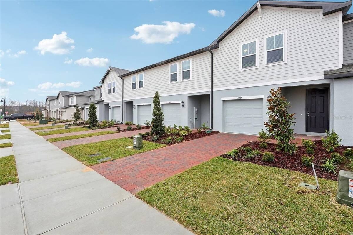 16332 Happy Eagle Dr - Photo 3 of 33