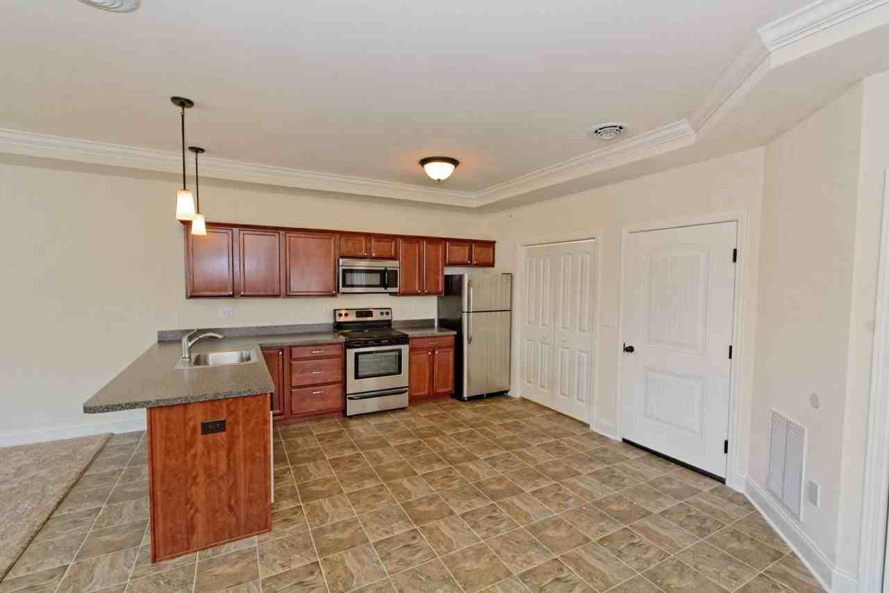 1727 Tower St #108 - Photo 4 of 16