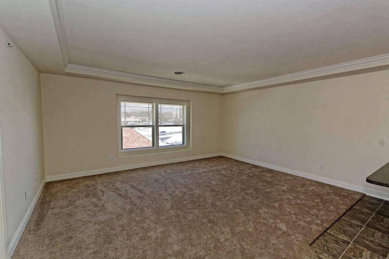 1727 Tower St #108 - Photo 6 of 16