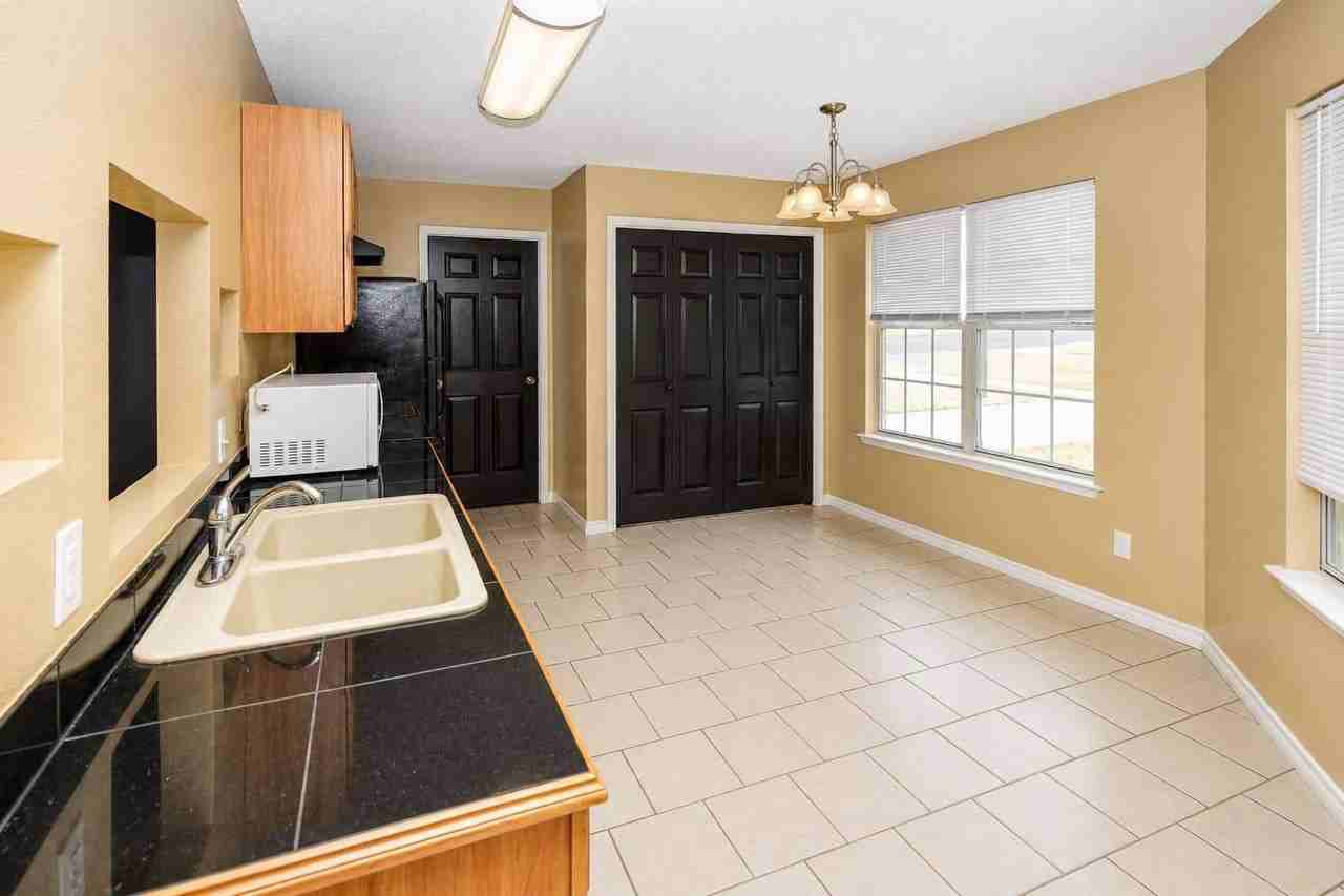 2213 Dickens Dr - Photo 7 of 16