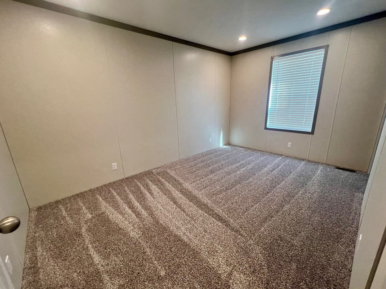25152 Nuway Ave #117 - Photo 5 of 10