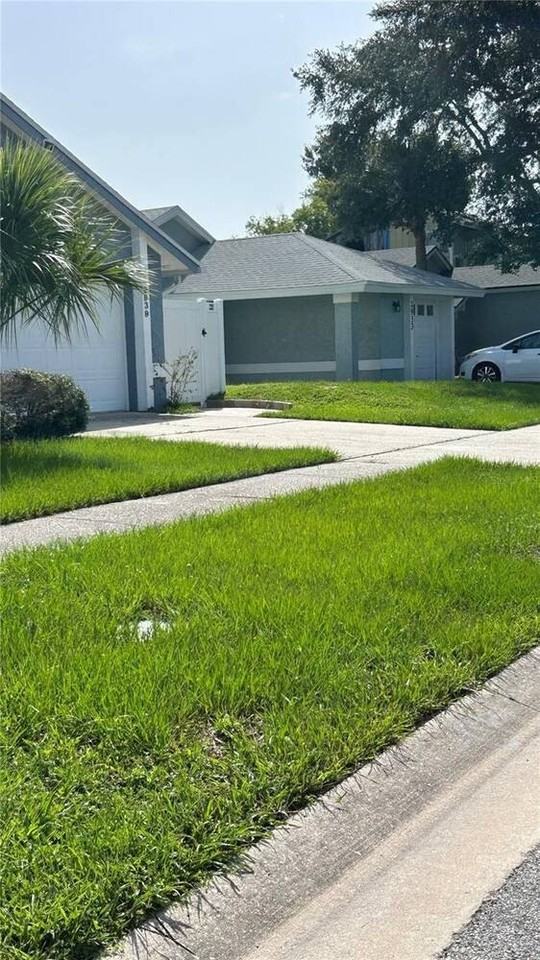 2939 Loch Arbor Ct - Photo 3 of 24