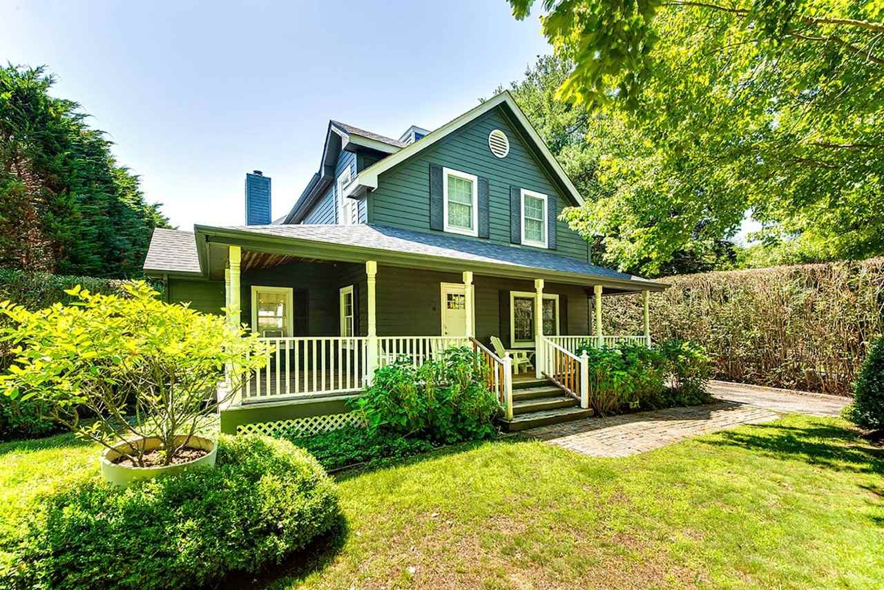 31 Narrow Ln - Photo 2 of 30