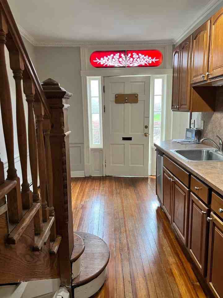 3 Washington Ave - Photo 5 of 12