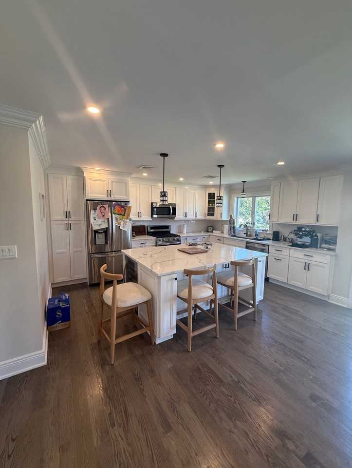 19 Lorraine Dr - Photo 2 of 26