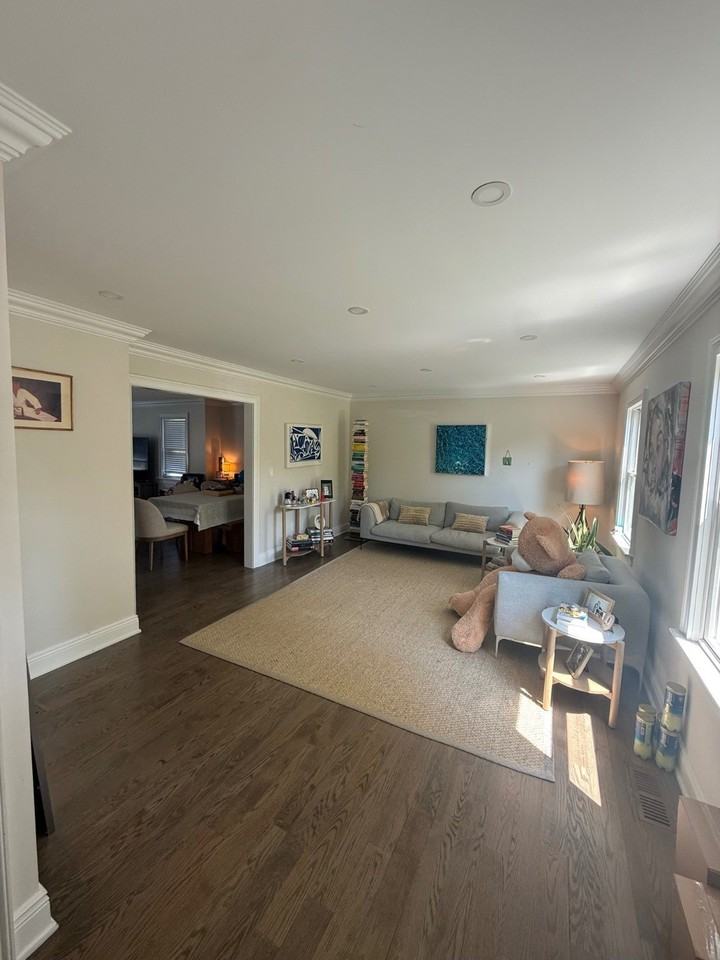 19 Lorraine Dr - Photo 4 of 20