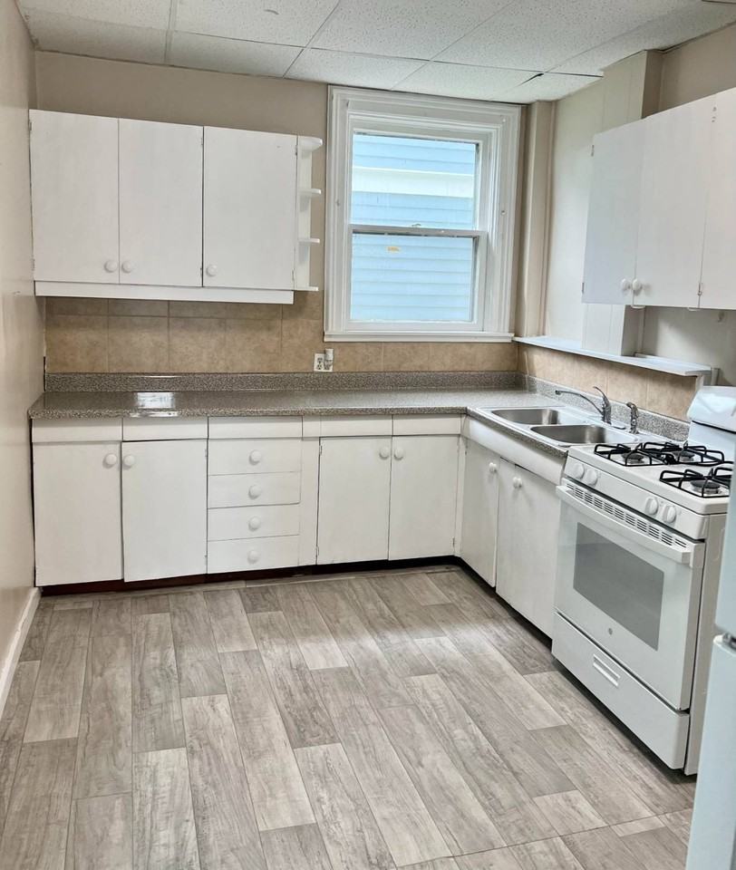 300 S William St #1R - Photo 4 of 11