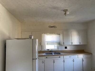 1244 S Seneca Ave - Photo 5 of 6