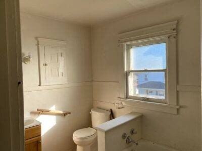 1244 S Seneca Ave - Photo 6 of 6