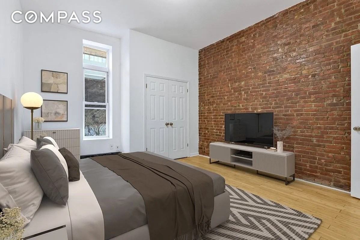 1253 Pacific St #2 - Photo 6 of 15