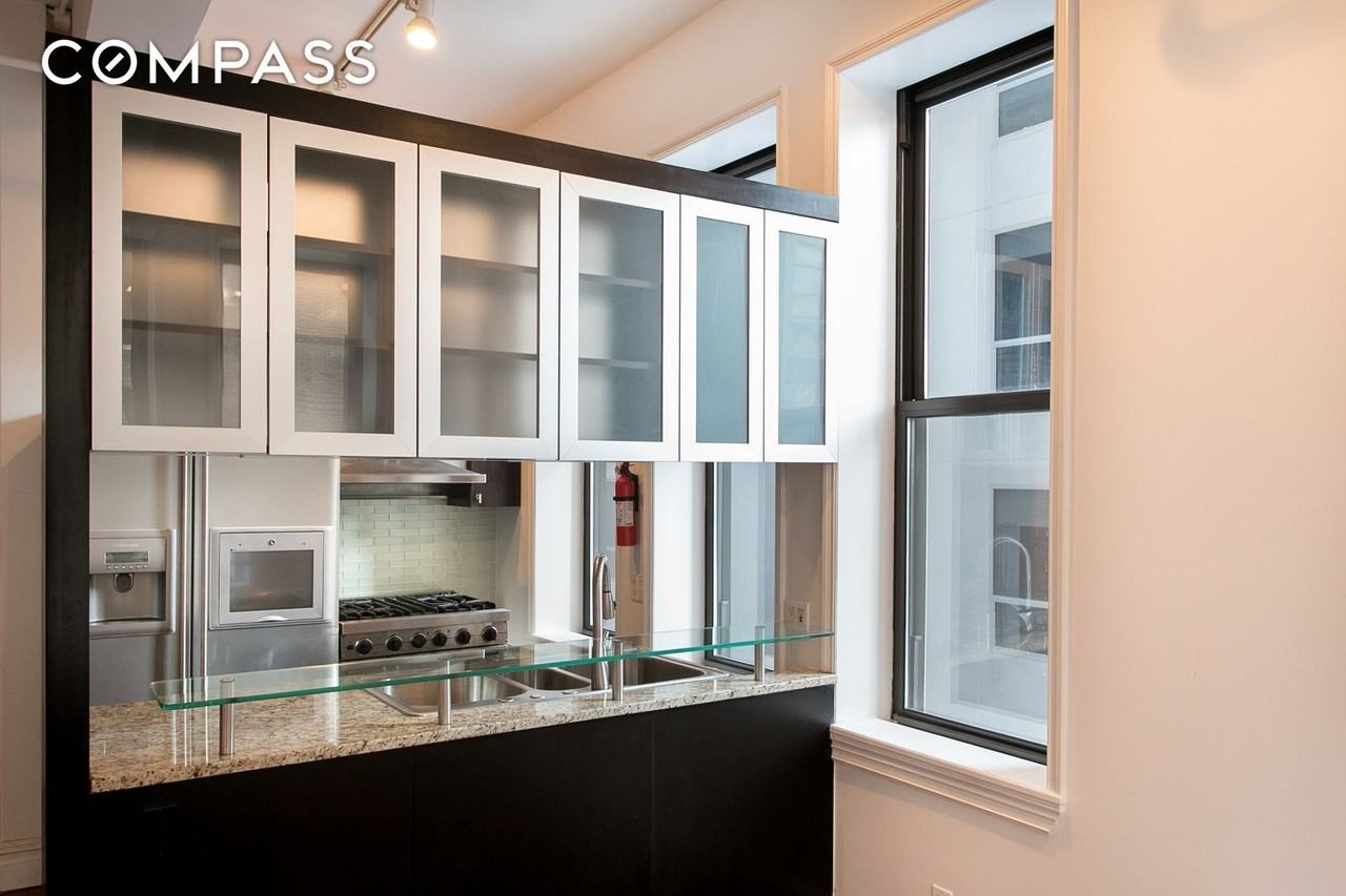 43 E 30th St #6A - Photo 2 of 8