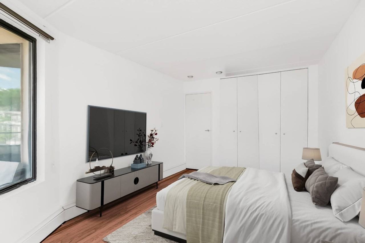 1155 Warburton Ave #8Y - Photo 6 of 8