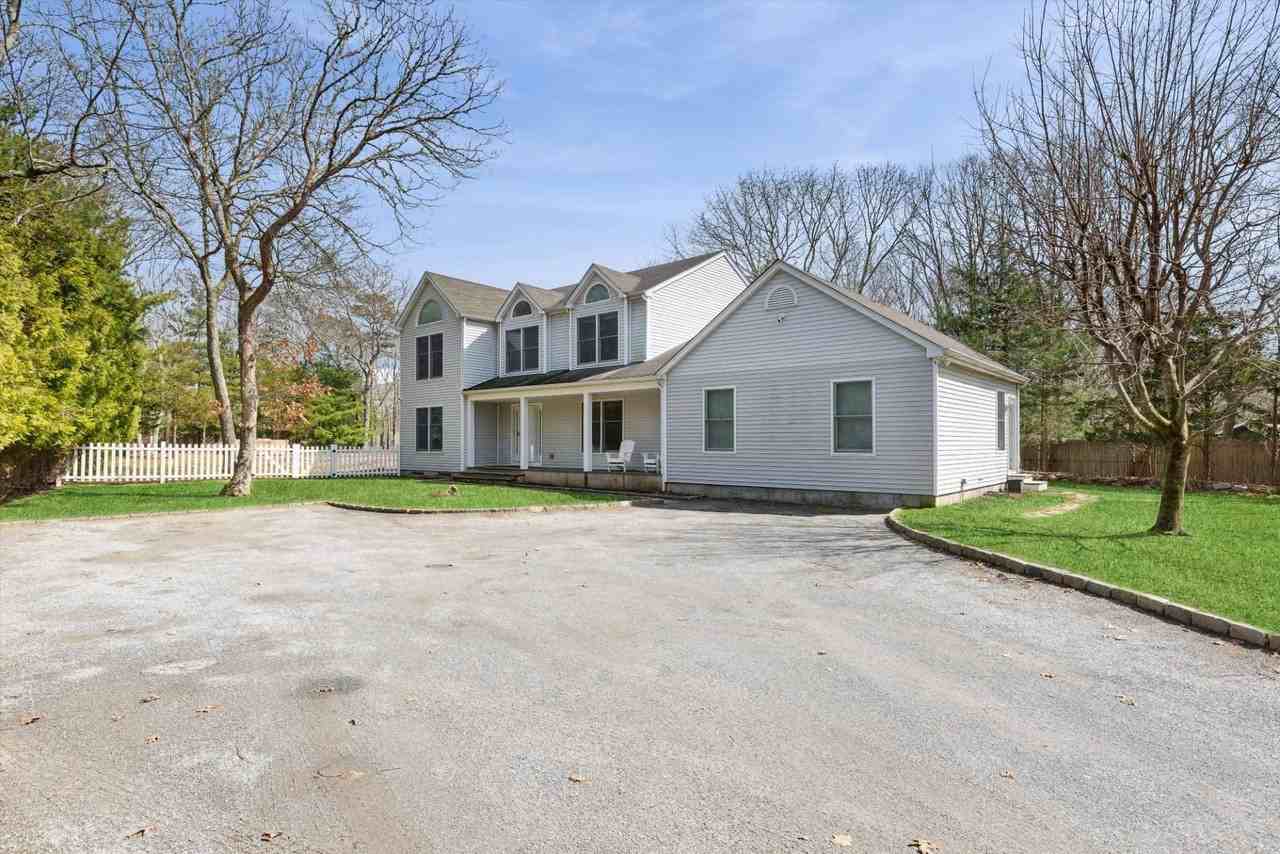 50 Wooded Oak Ln - Photo 3 of 20