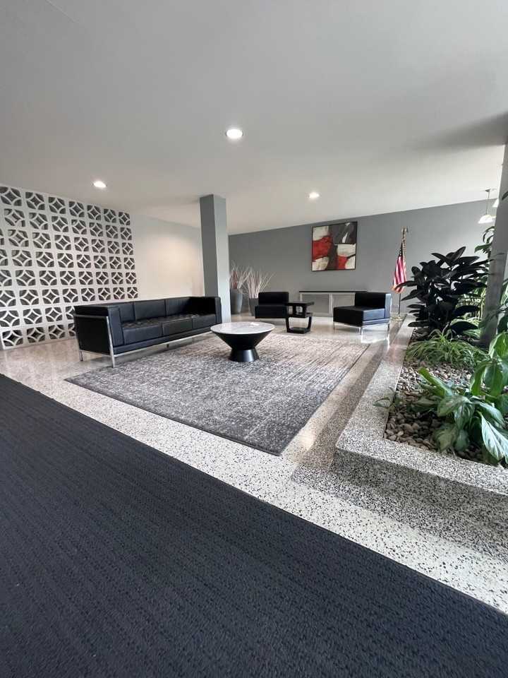 350 Richmond Ter #2H - Photo 4 of 18
