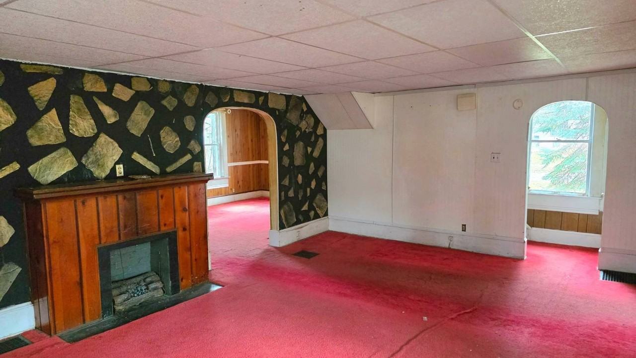 915 S Freedom Ave - Photo 5 of 11