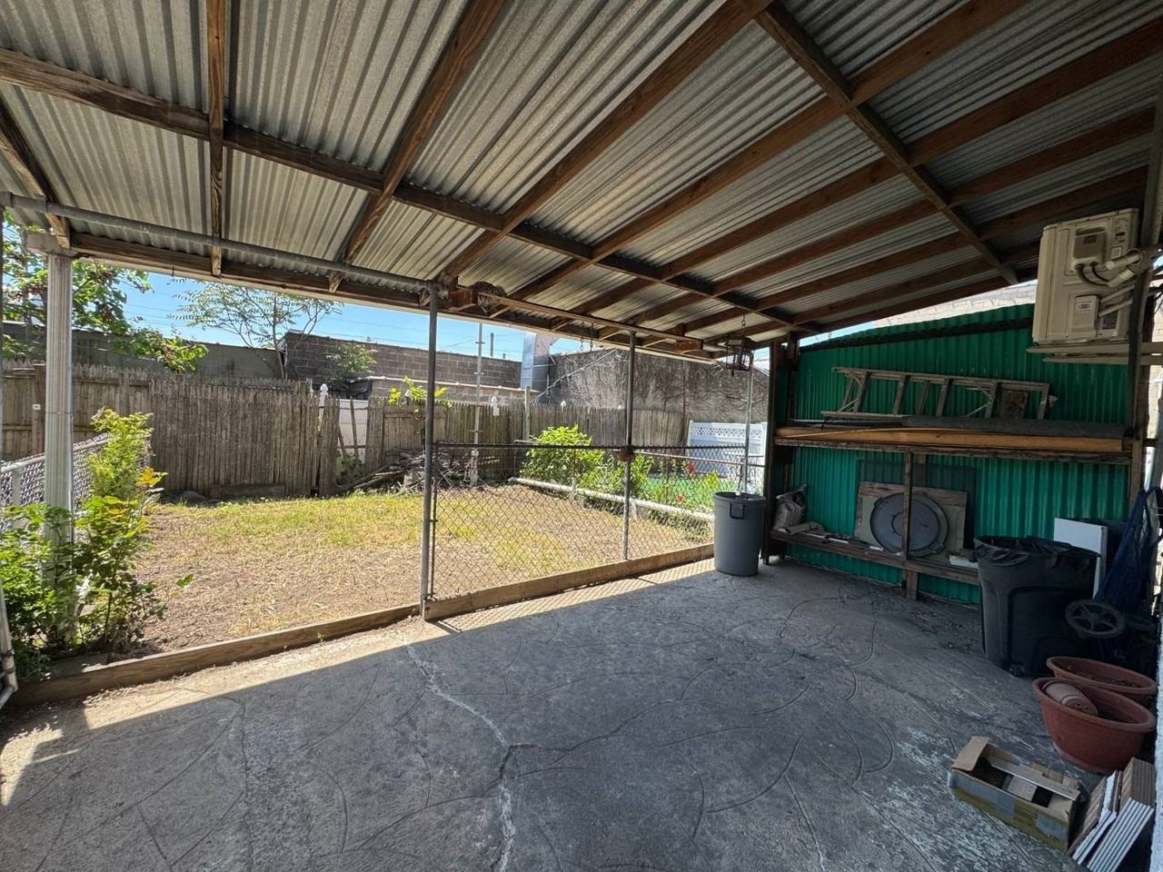 914 Pierce Ave #B - Photo 2 of 14