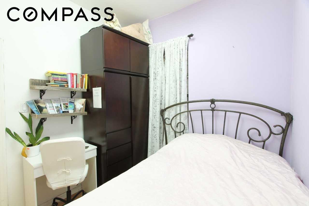 1315 3rd Ave #2RN - Photo 3 of 3