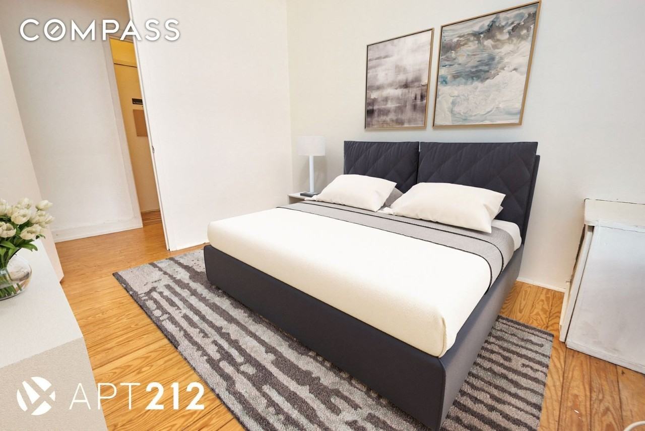 120 E 10th St #2 - Photo 4 of 10