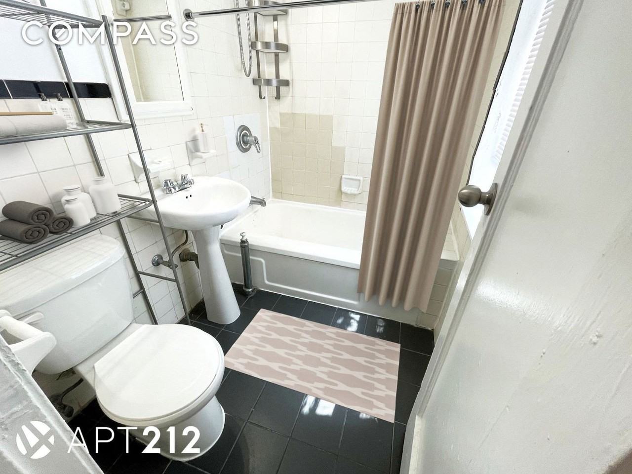 120 E 10th St #2 - Photo 5 of 10