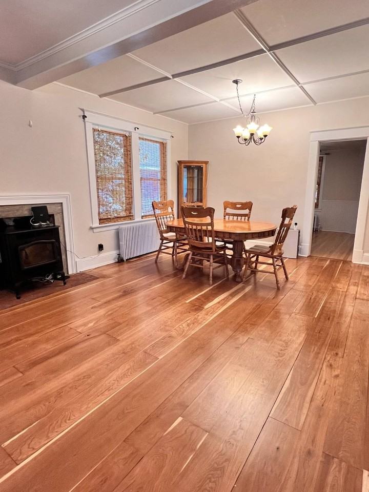 109 2nd St - Photo 4 of 20