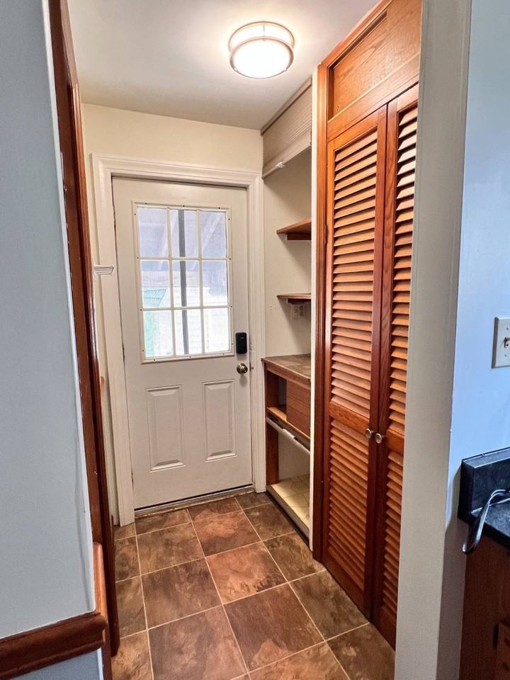 109 2nd St - Photo 7 of 20