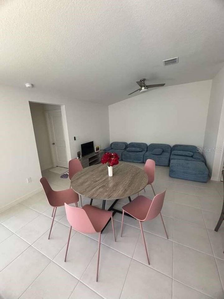 3147 Cedar Crossing Blvd - Photo 4 of 12