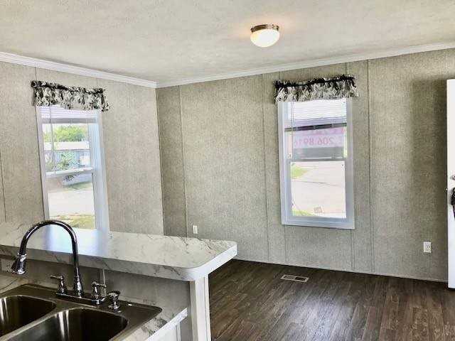 8001 Hamilton Ave #5 - Photo 7 of 12