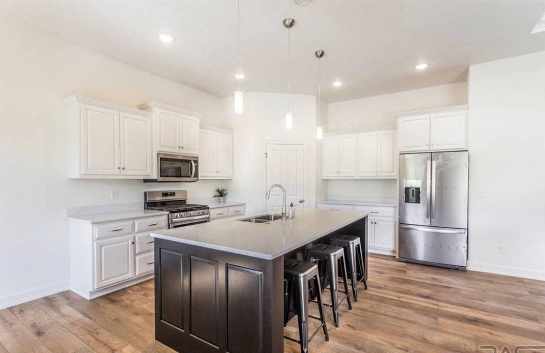 7409 S Grand Arbor Ct - Photo 5 of 19